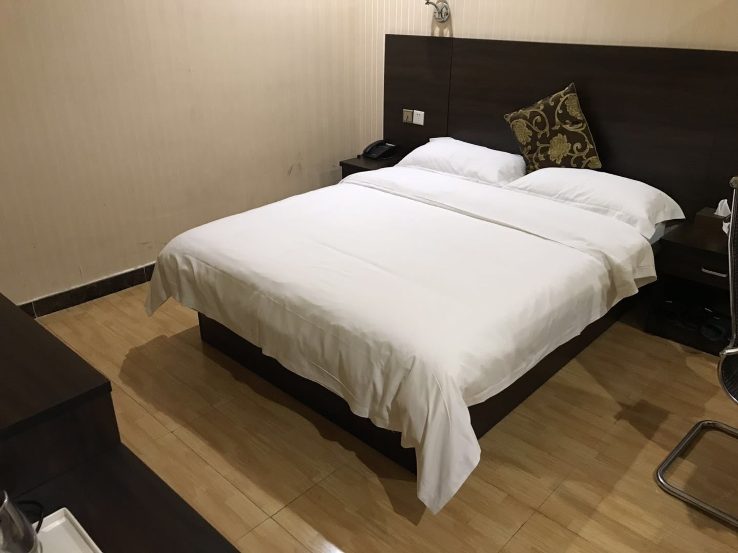 特惠房(无窗)