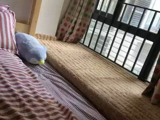 女生独卫六人间床位