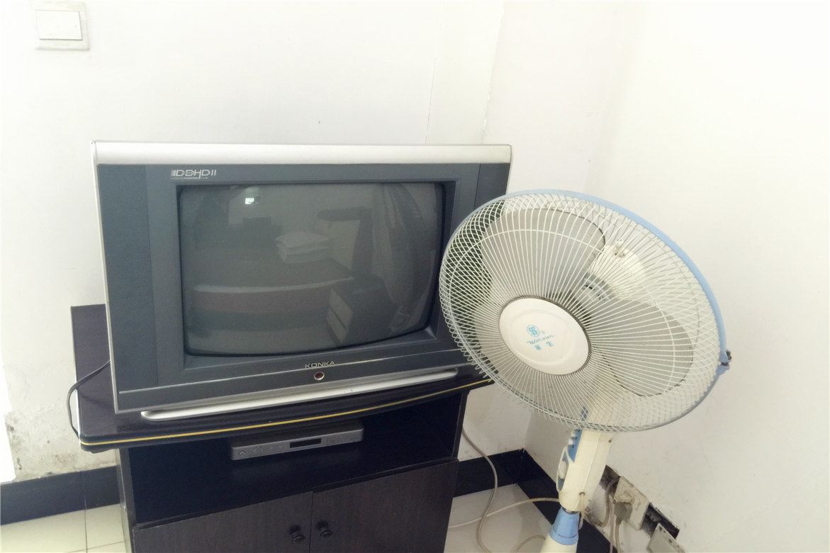 小单人间