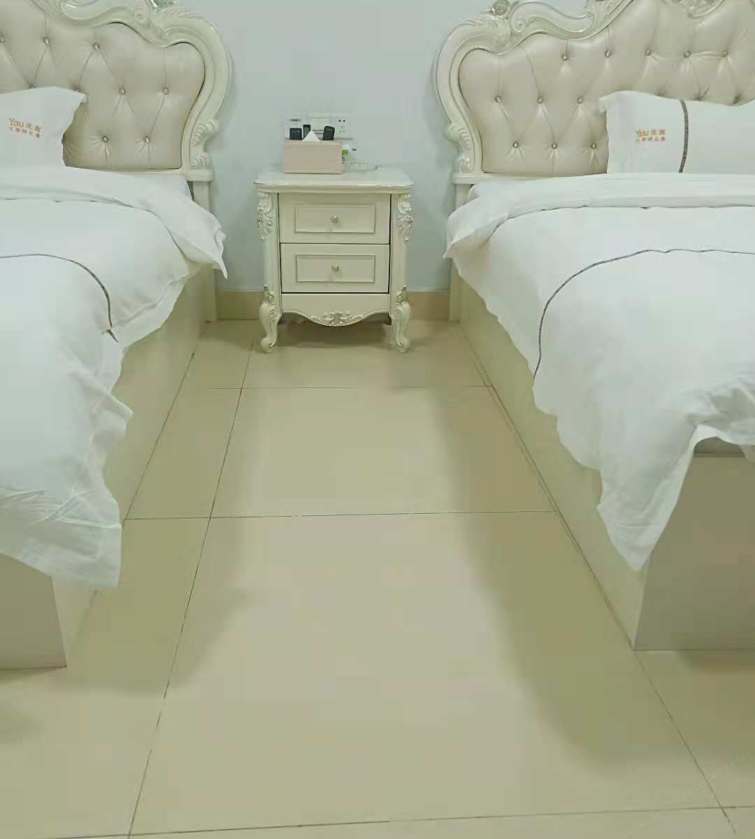 欧式双床房