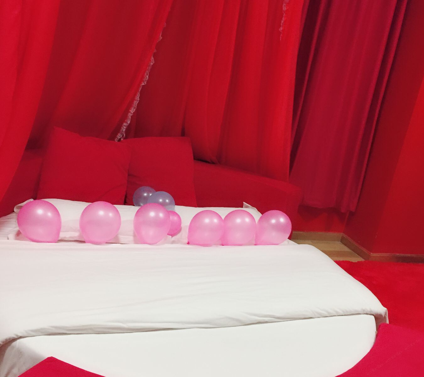 激情玫瑰房