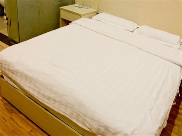 大床房