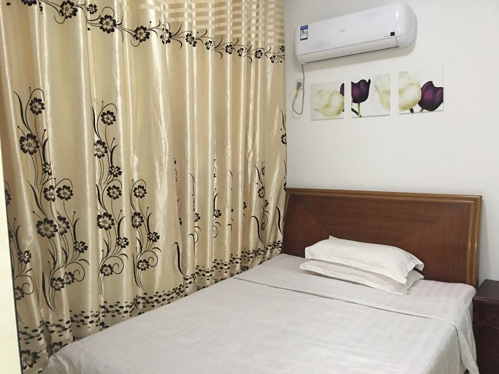豪华大床间