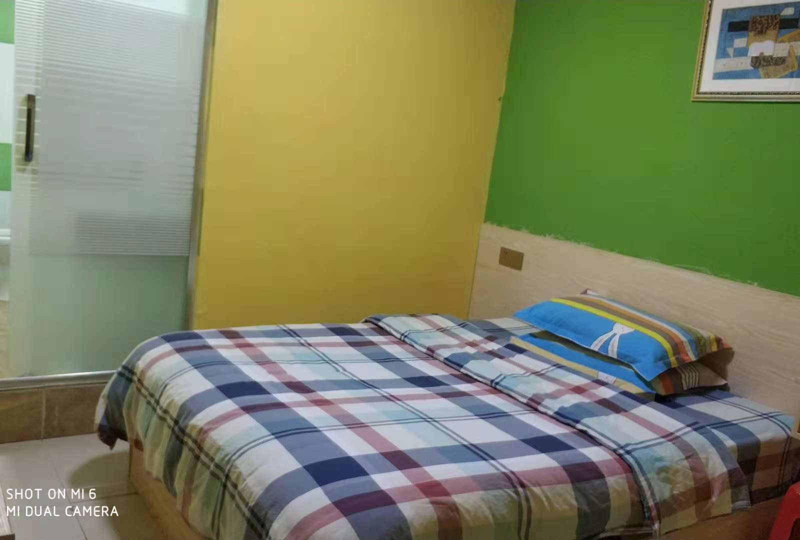 经济大床房