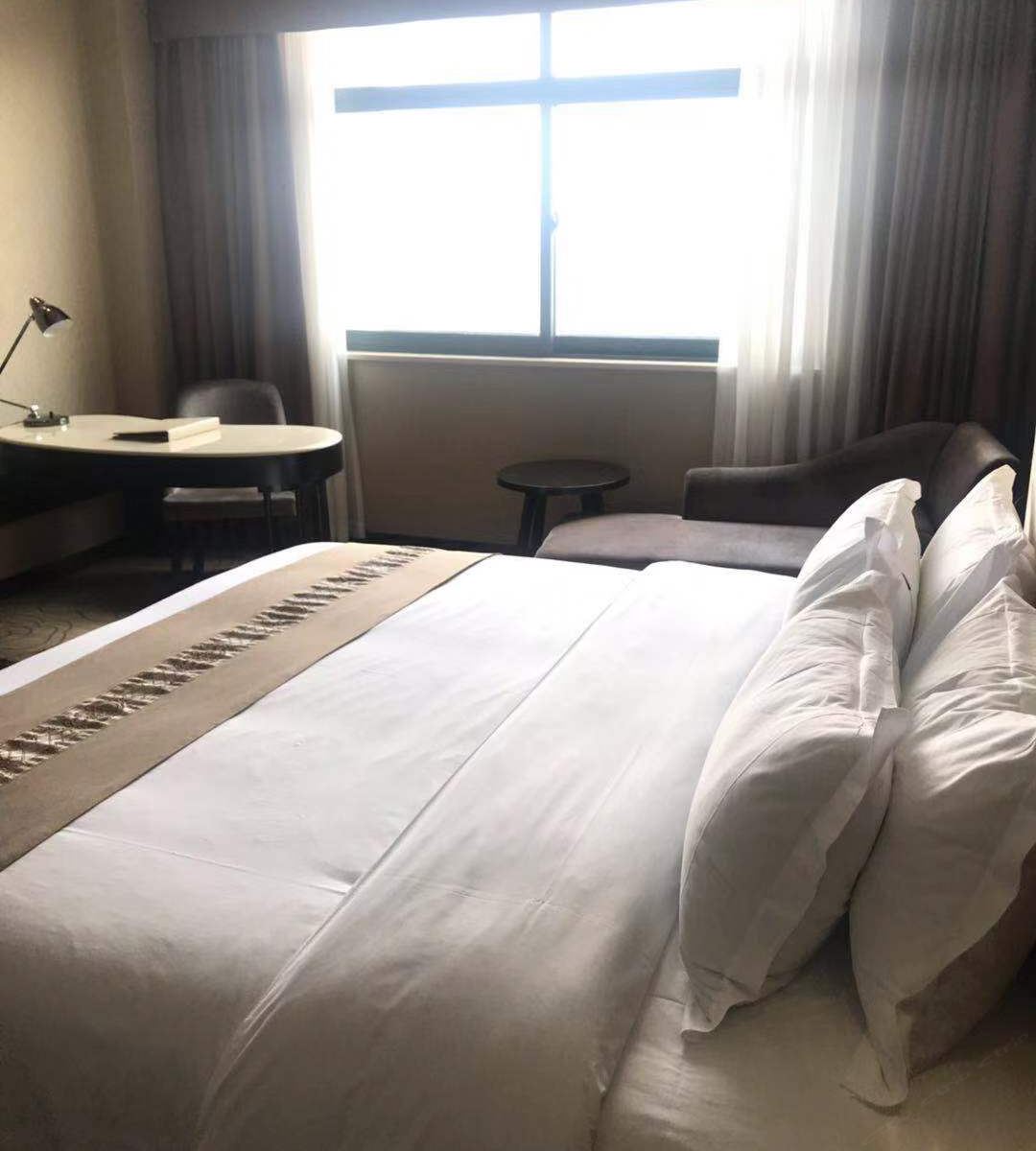 豪华大床房