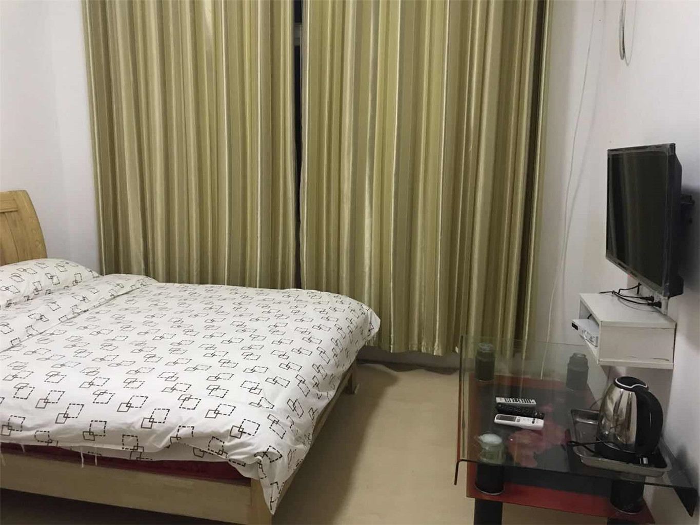 商务大床房