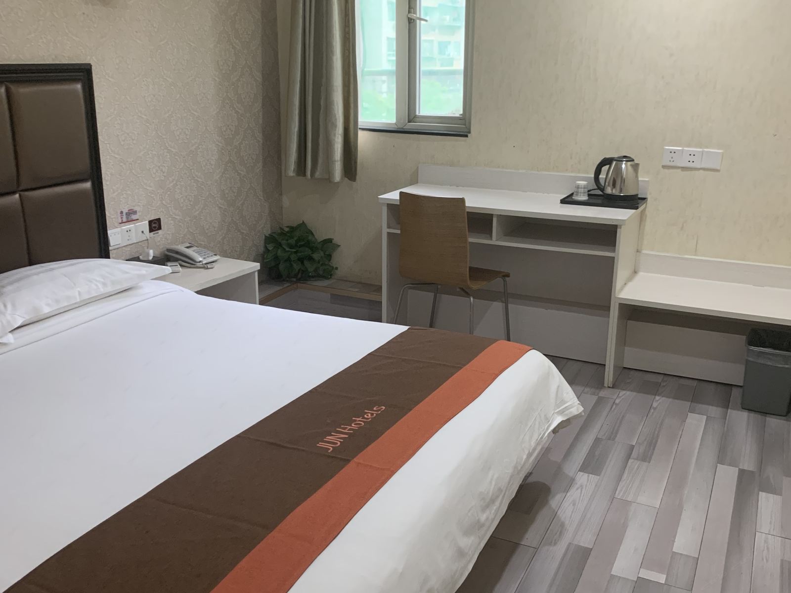 豪华大床房