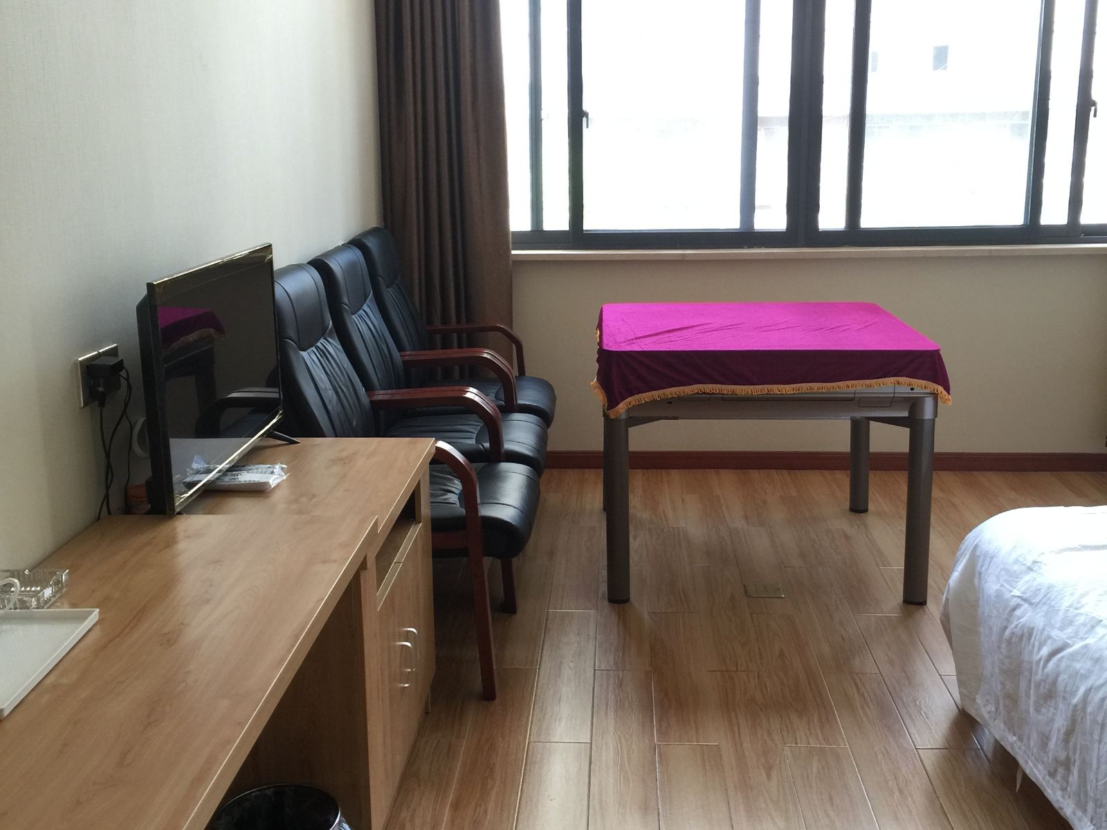 棋牌大床房
