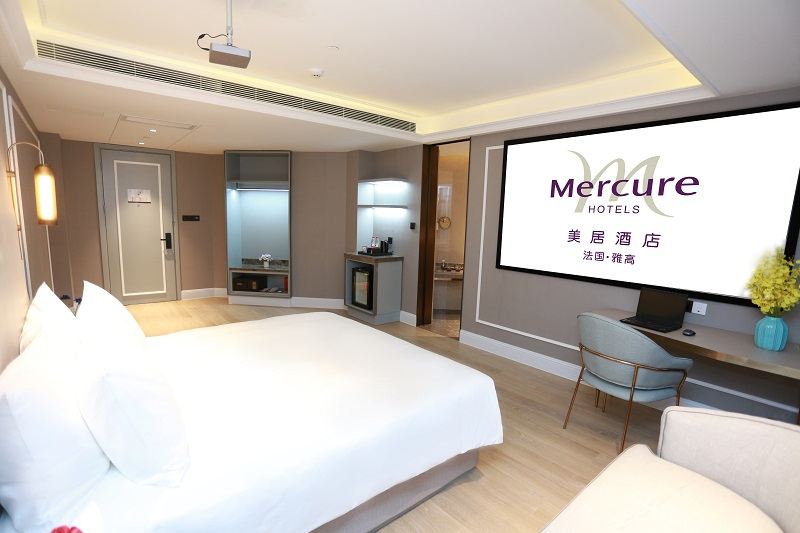 高级大床房