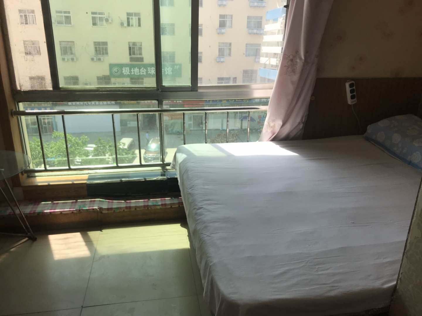 标准大床房