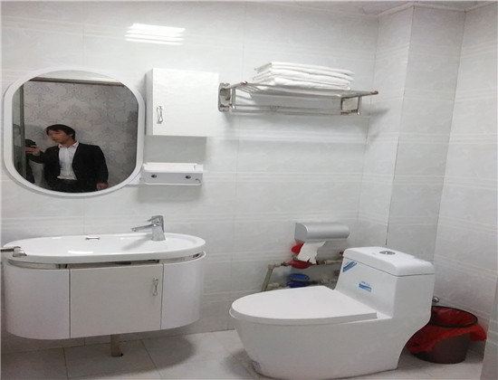 棋牌大床房