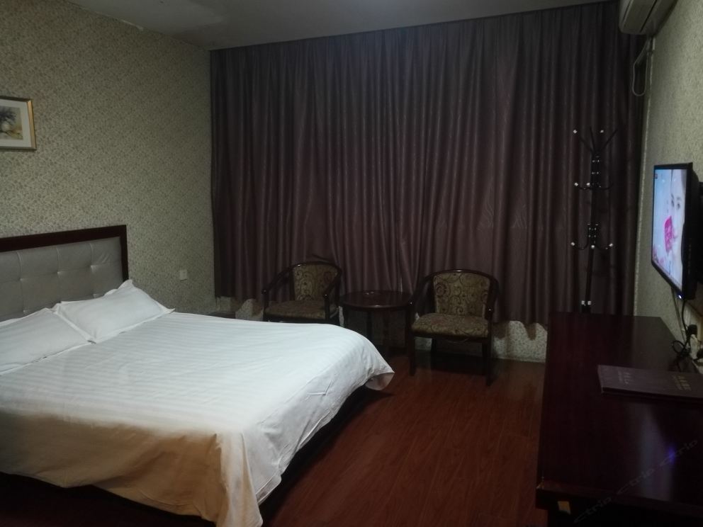 特惠大床房