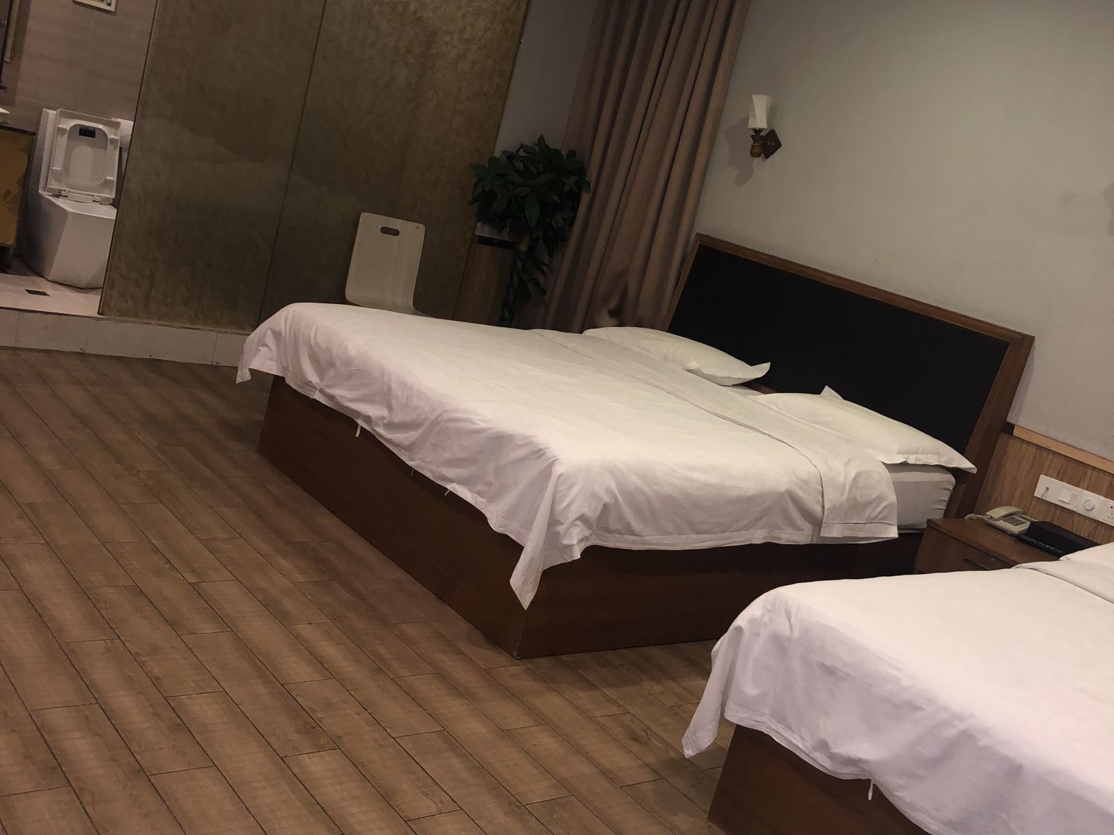 豪华双人房(无窗)