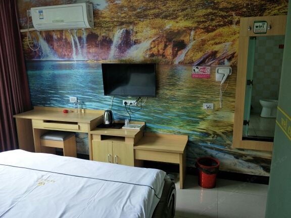 豪华大床房