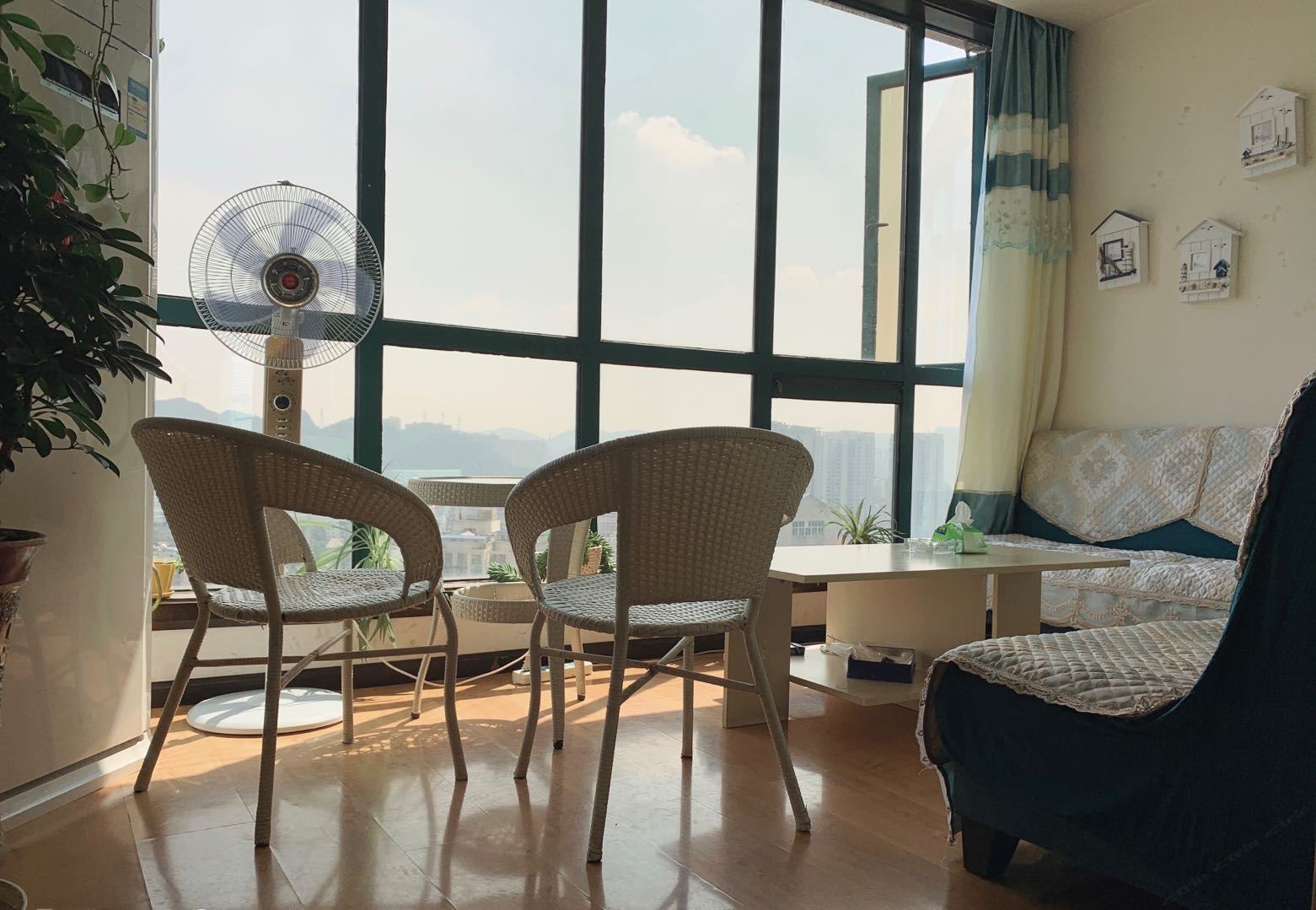经济舱十人间(床位房)