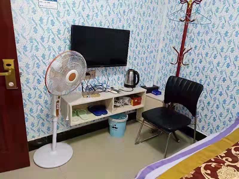 普通大床房