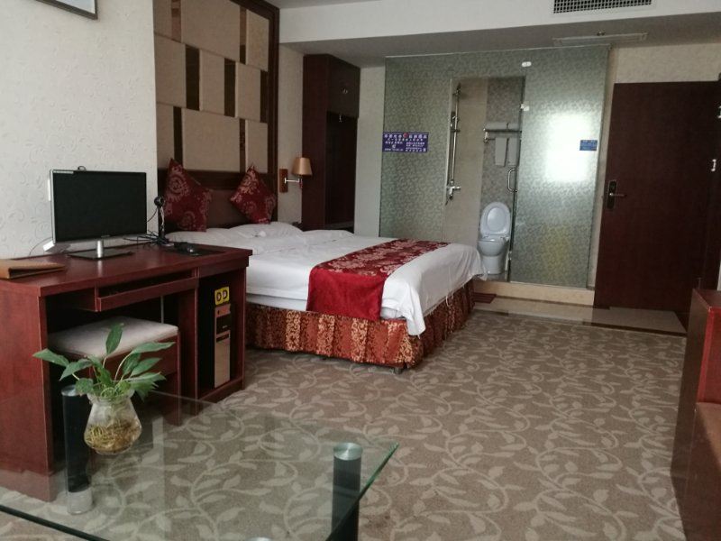 麻将大床房