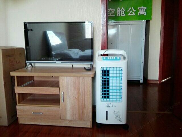 情侣大床房