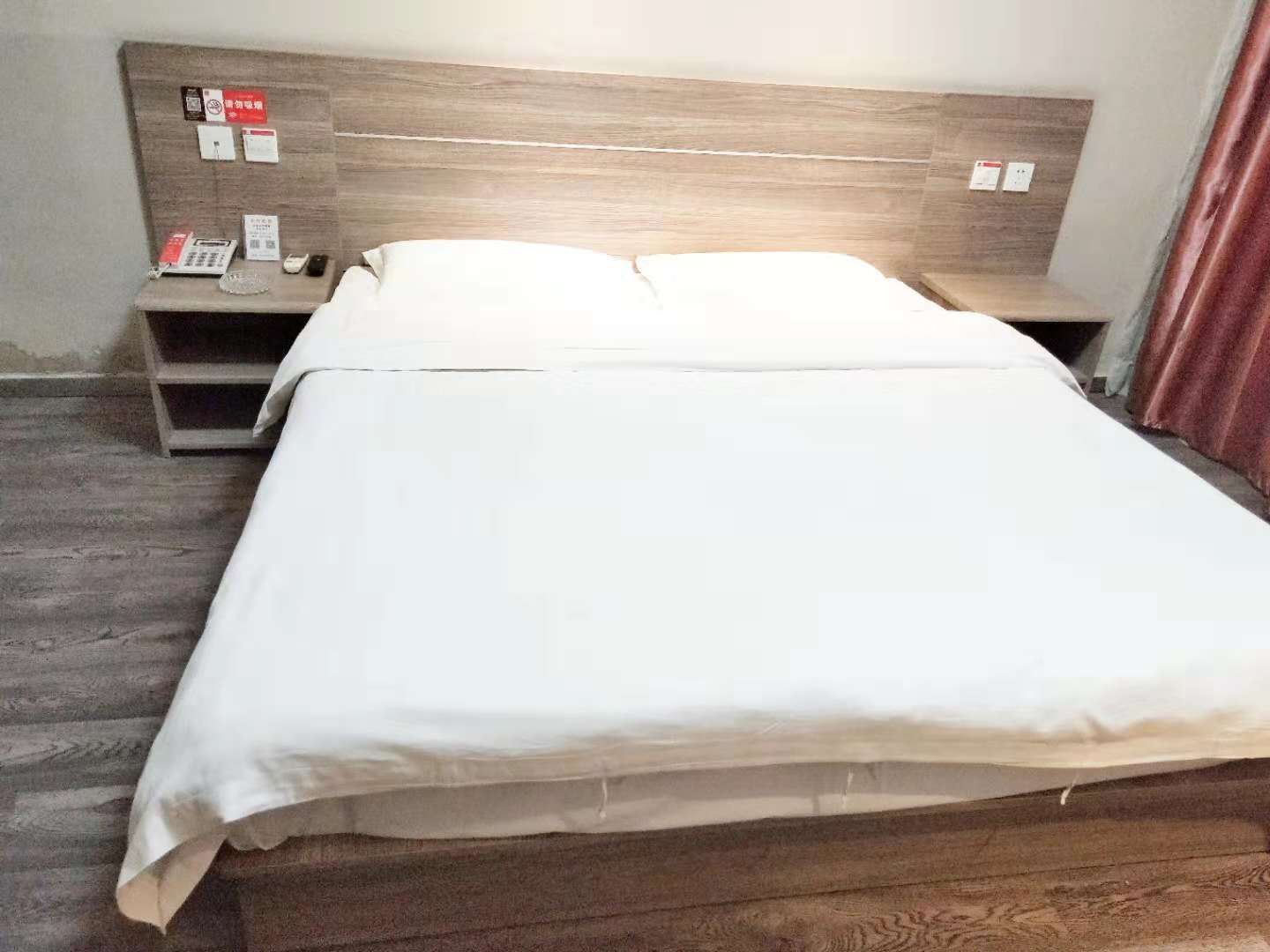 特惠大床房