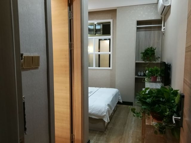 标准大床房