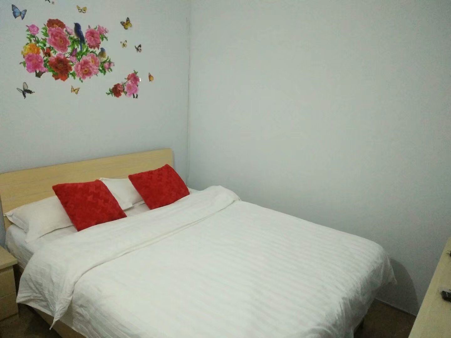 标准单间(公共卫浴)
