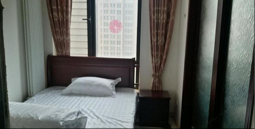 经济大床房