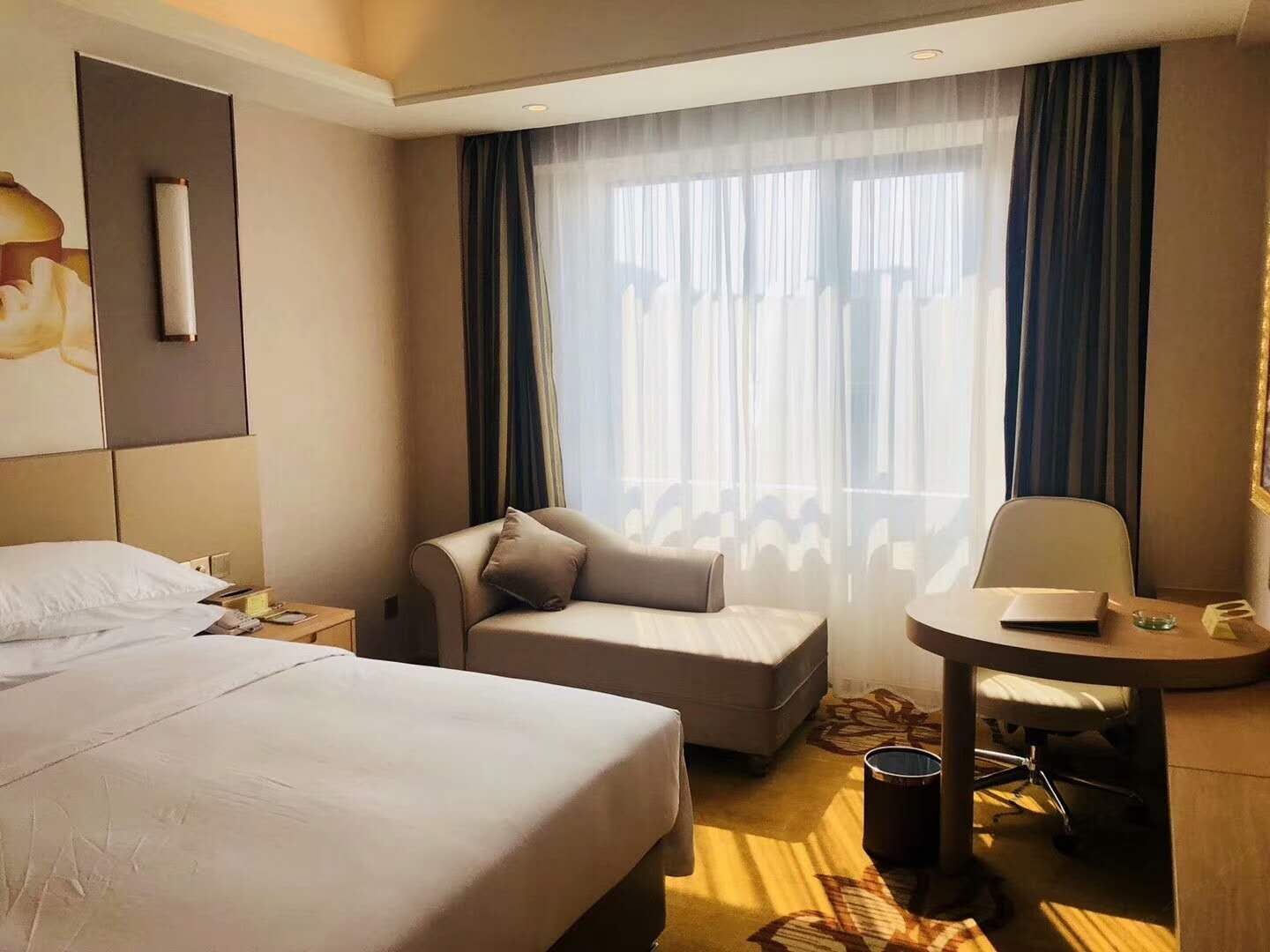 高级大床房