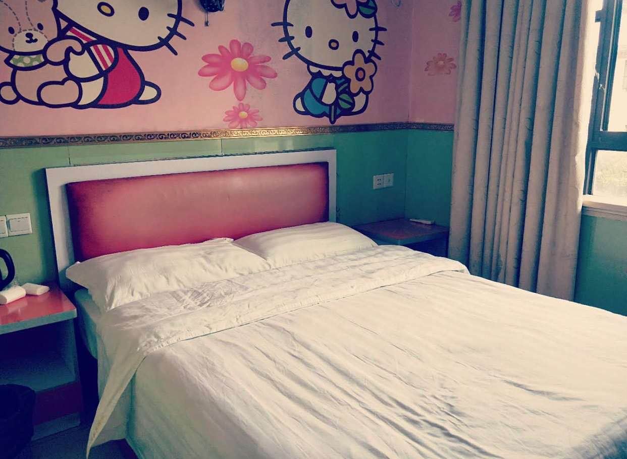 豪华大床房