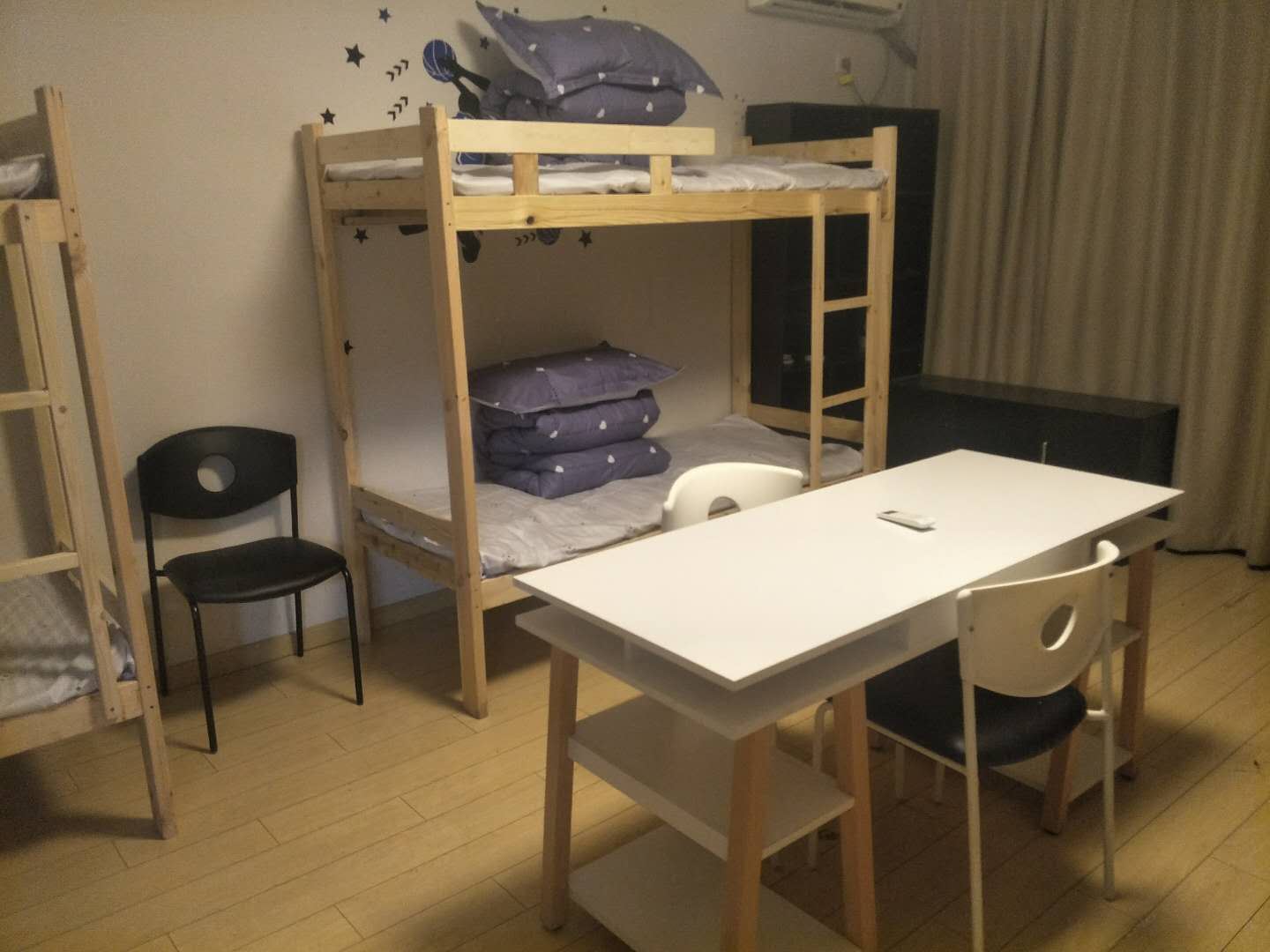 特惠多人间(床位房)(公共卫浴)