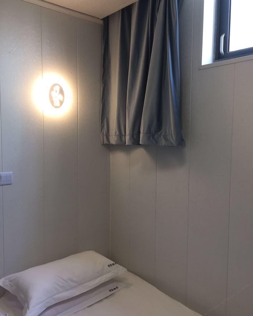 优选单床房(无窗)