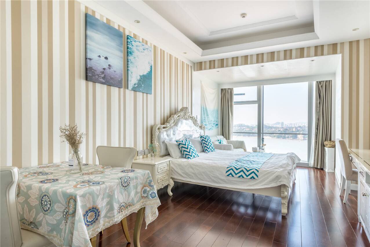 望鼓豪华海景大床房
