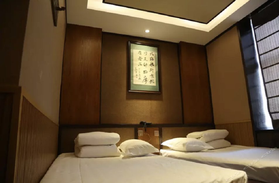 韩式电热炕标间