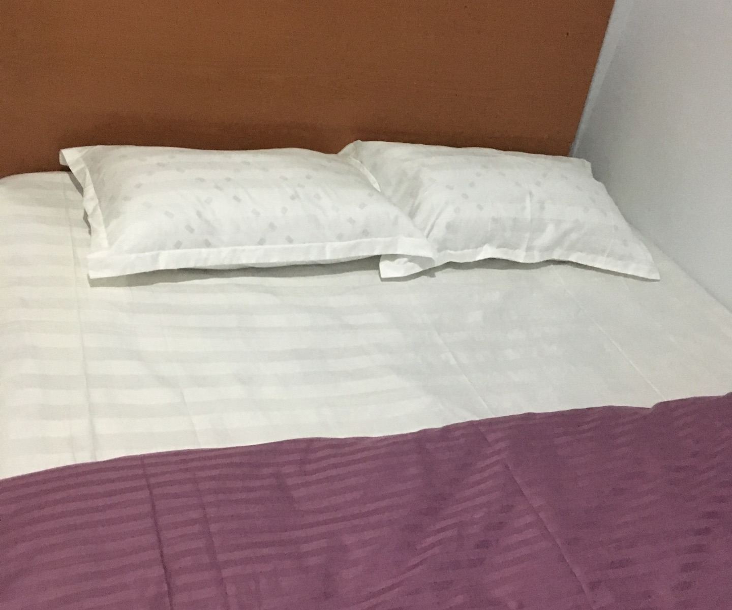 普通间(无窗)
