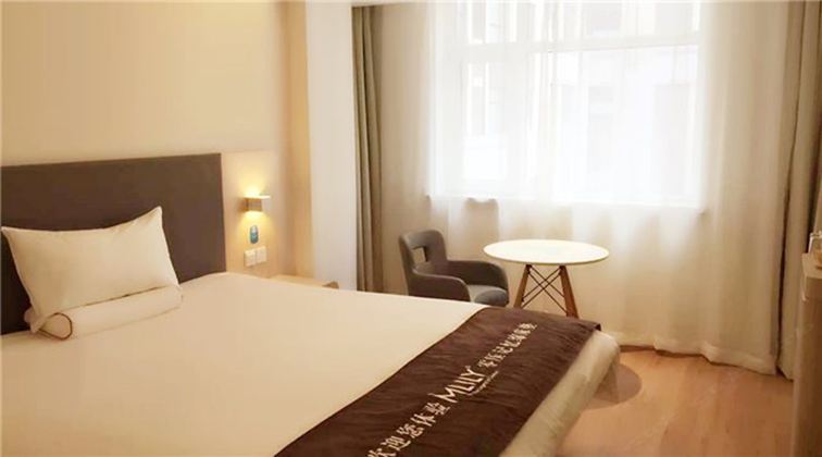 零压-高级大床房