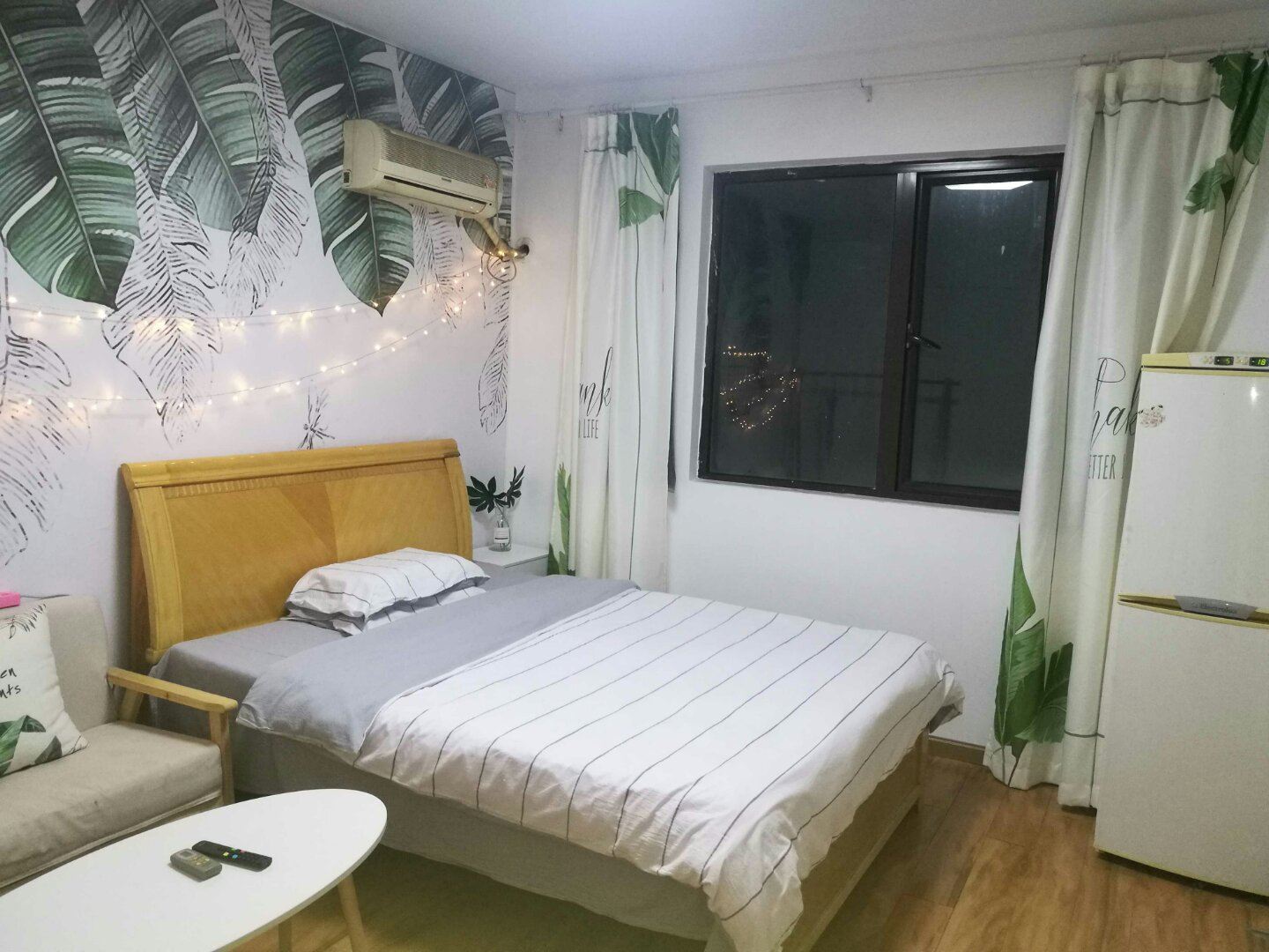 北欧绿植小清新大床房