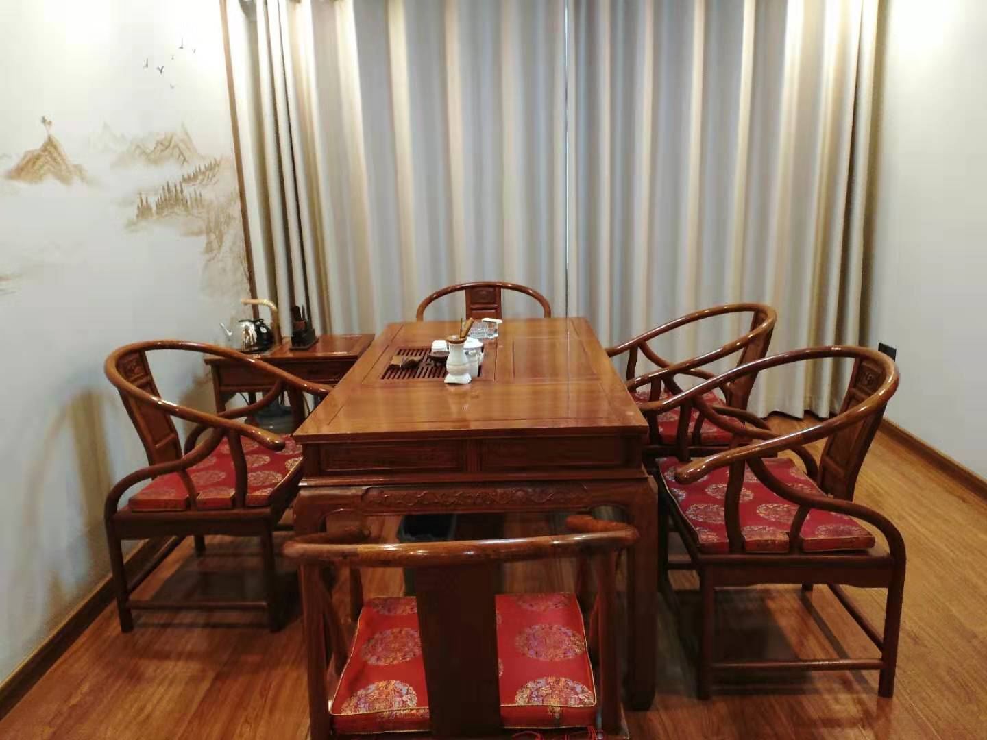 精品大床套房