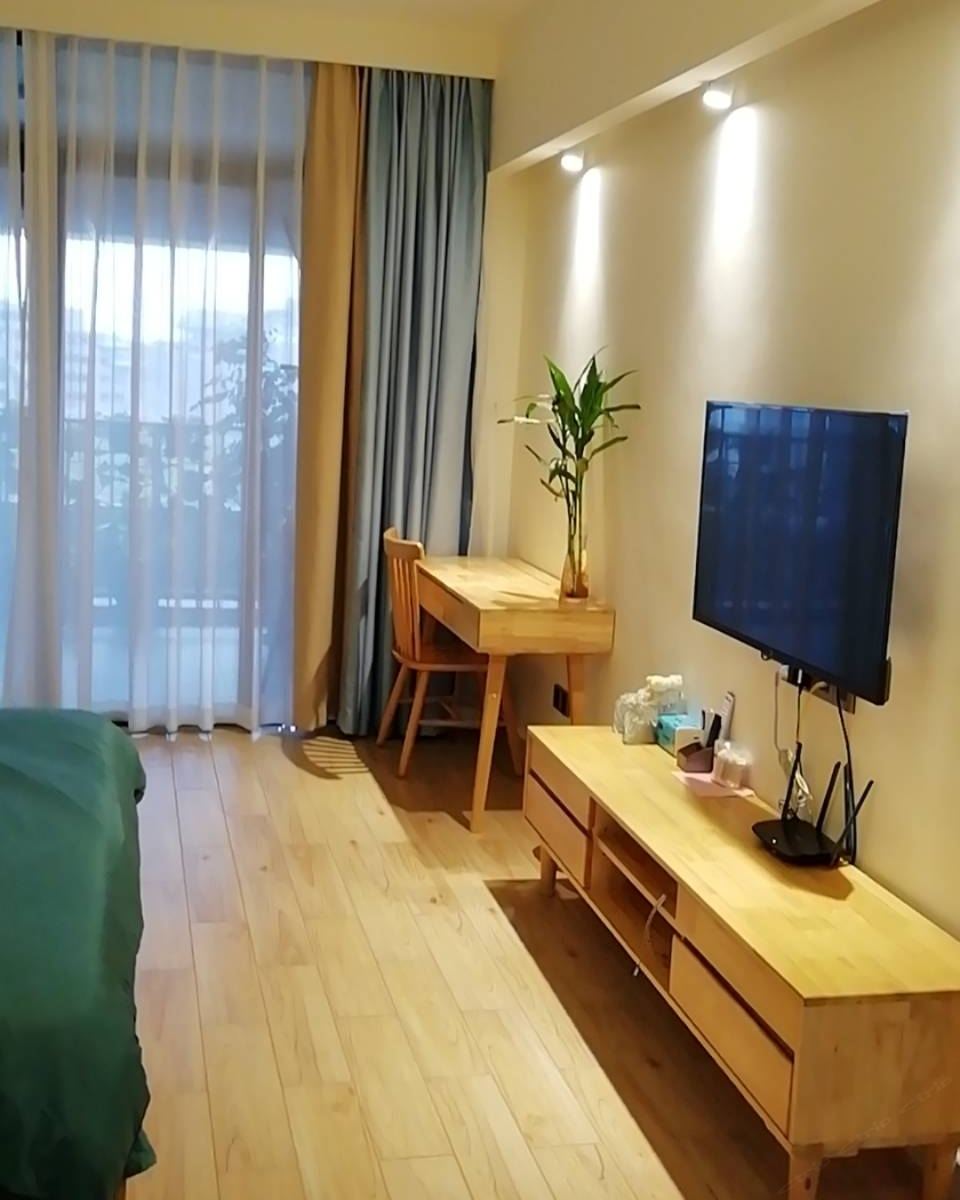 豪华大床海景房