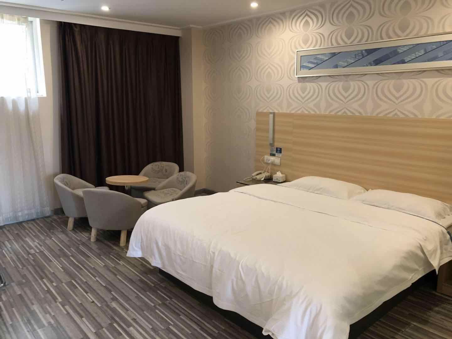 极光TV影院大床房