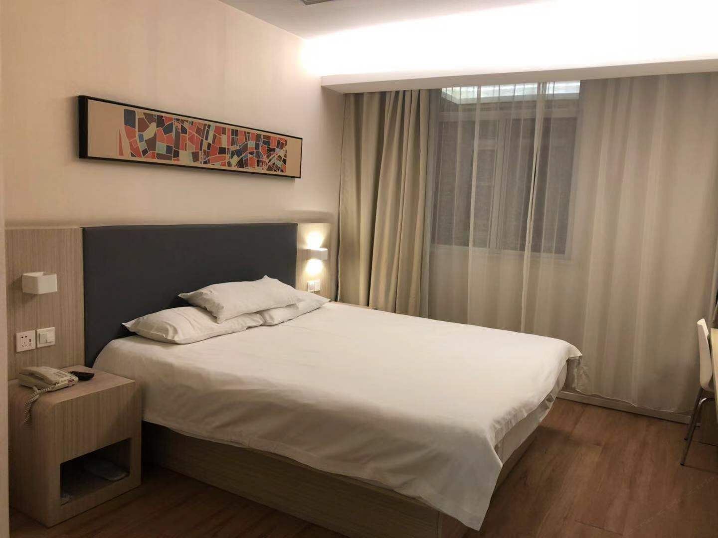 高级大床房A