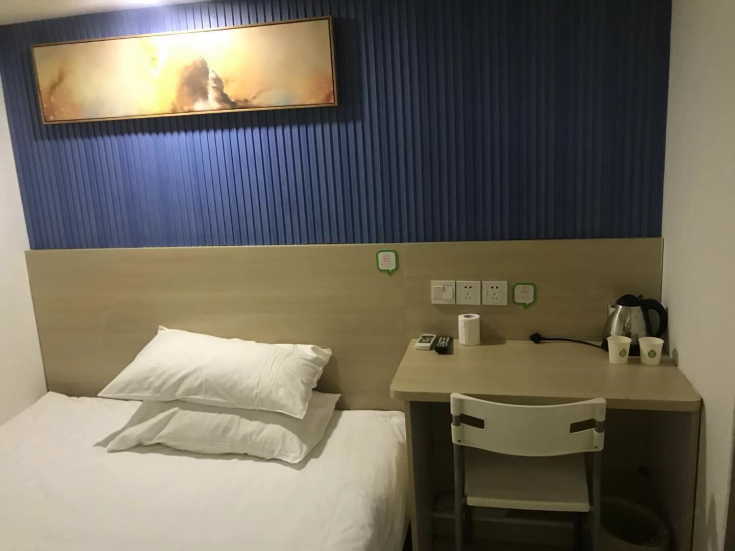 大床房A(无窗)