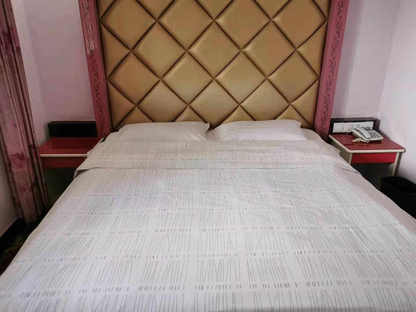 商务大床房