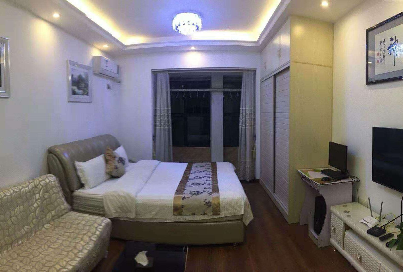 豪华大床房