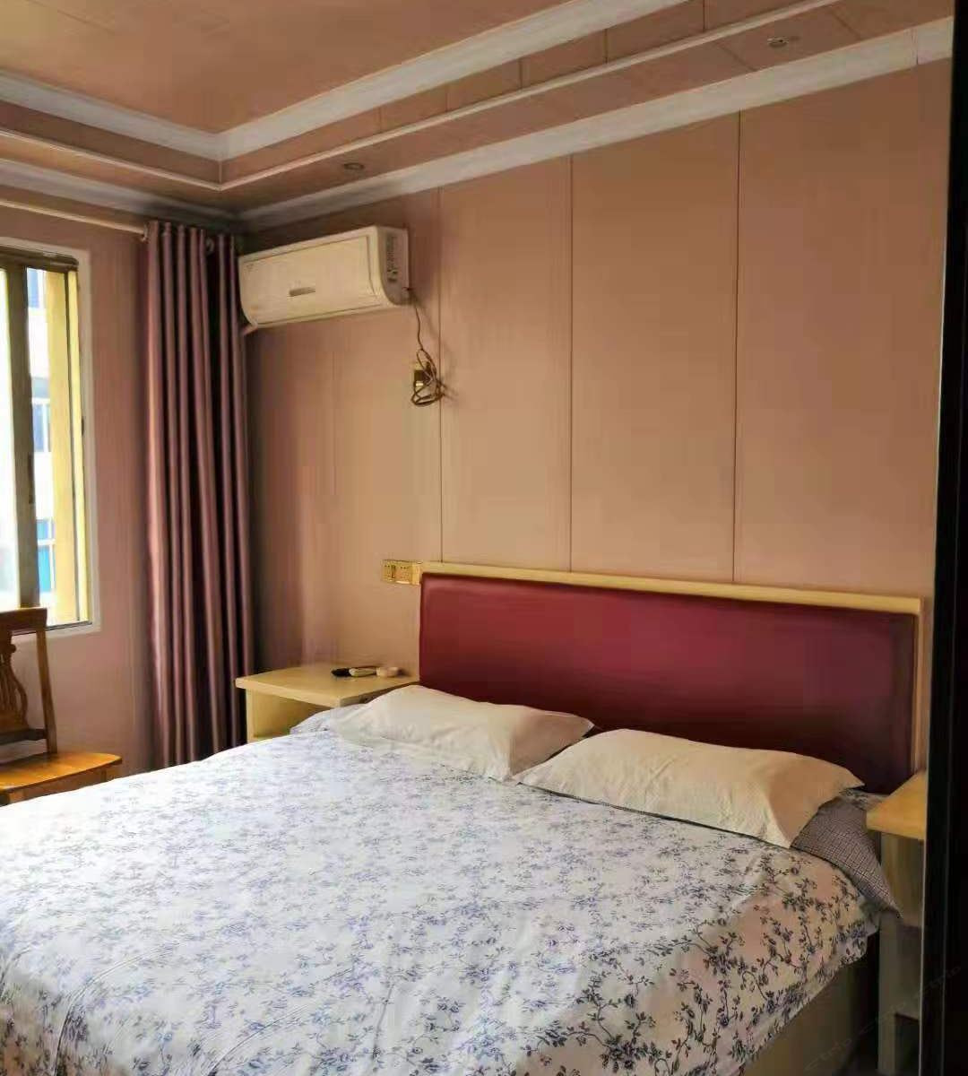 经济大床房