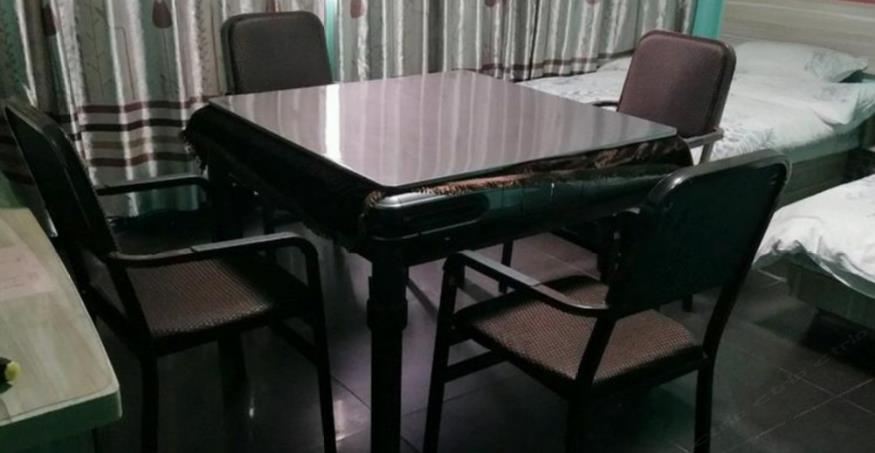 休闲棋牌房
