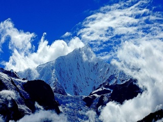 跟團(tuán)云南梅里雪山游價(jià)格_云南梅里雪山私人定制旅游_怎么去云南梅里雪山旅游