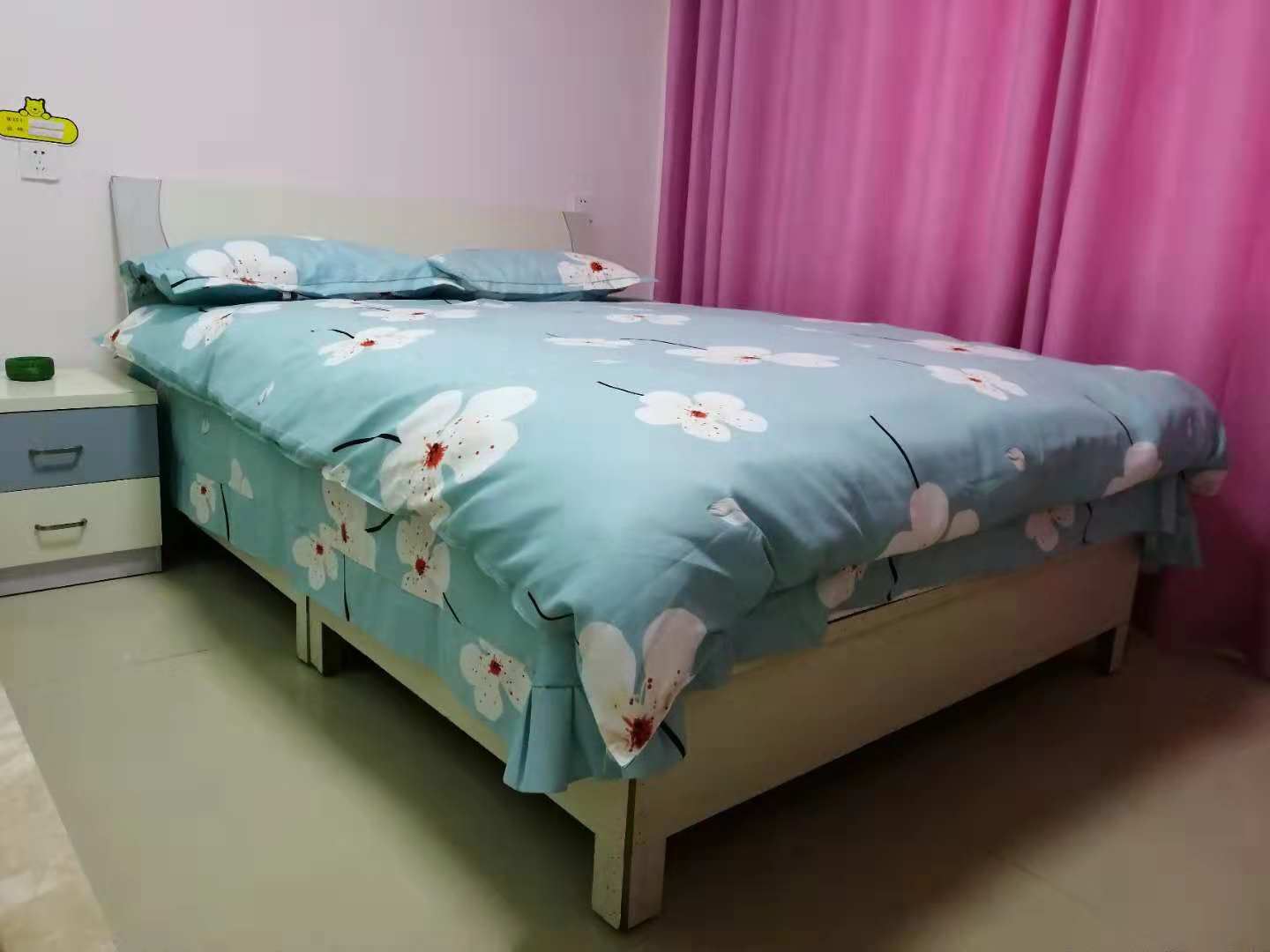 舒适大床房