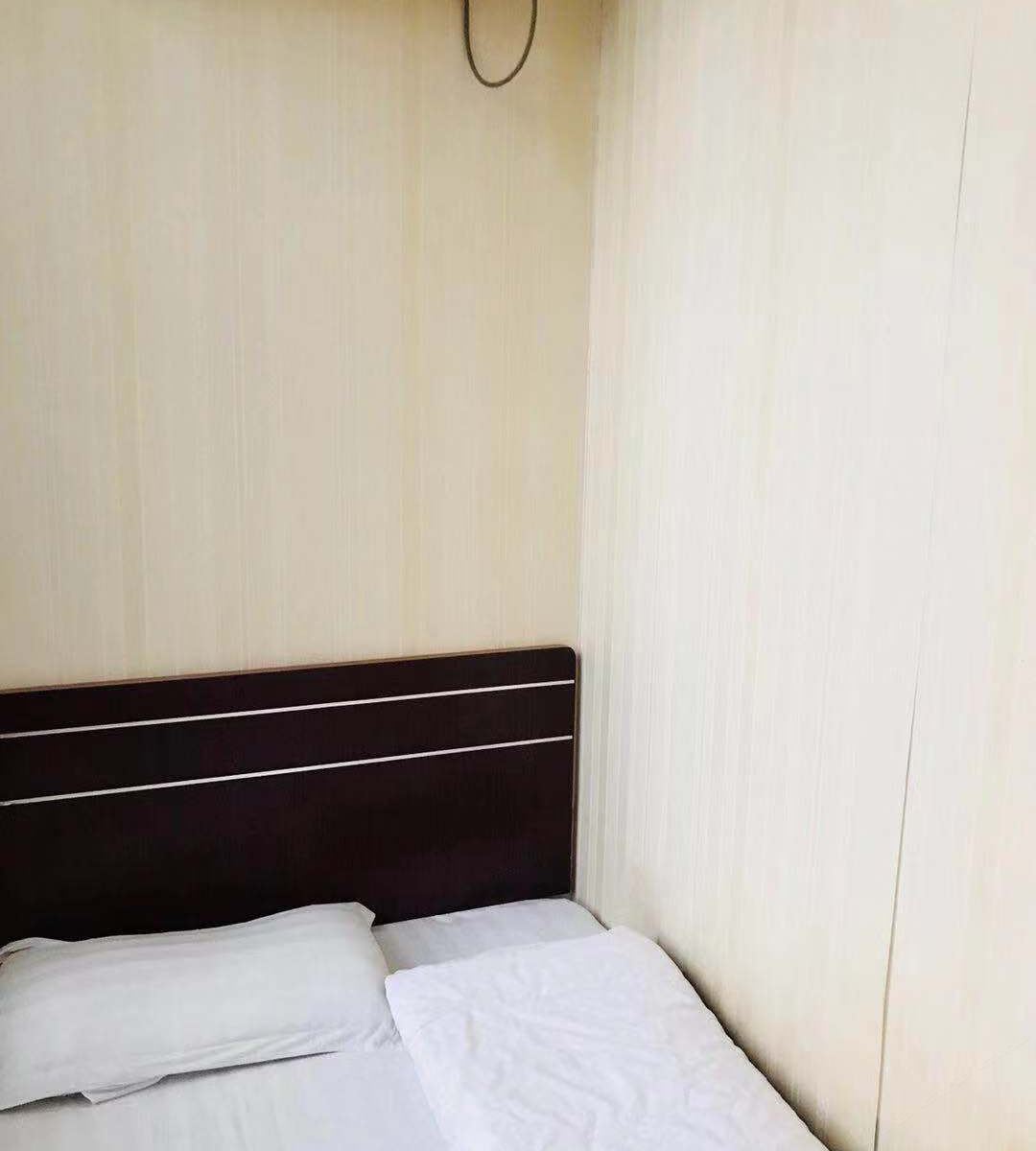 特享大床房(公共卫浴)