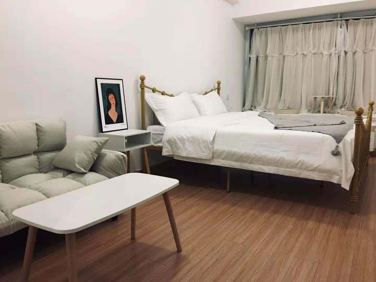北欧阳光大床房