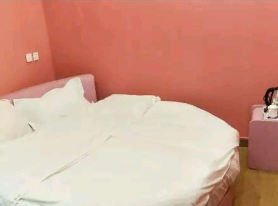 浪漫主题房