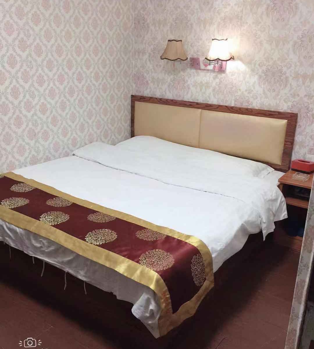 标准大床房